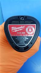 MILWAUKEE TOOLS 48-59-1211 TOP-OFF TRAVEL CHARGER W M12 BATTERY
